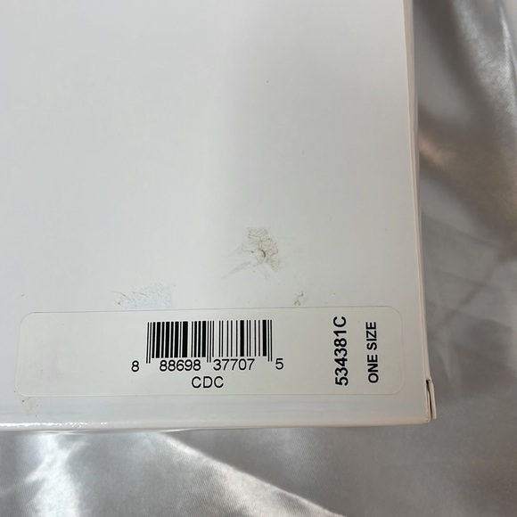 $148|Michael Kors: Knit Logo Scarf & Hat/Beanie Set, BNiB, Never Opened - Picture 2 of 10